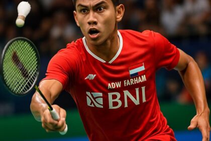 Alwi Farhan beraksi di bulutangkis Macau Open 2025.