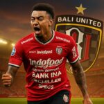 Jesse Lingard dalam jersey Bali United, ilustrasi rumor transfer terpanas.